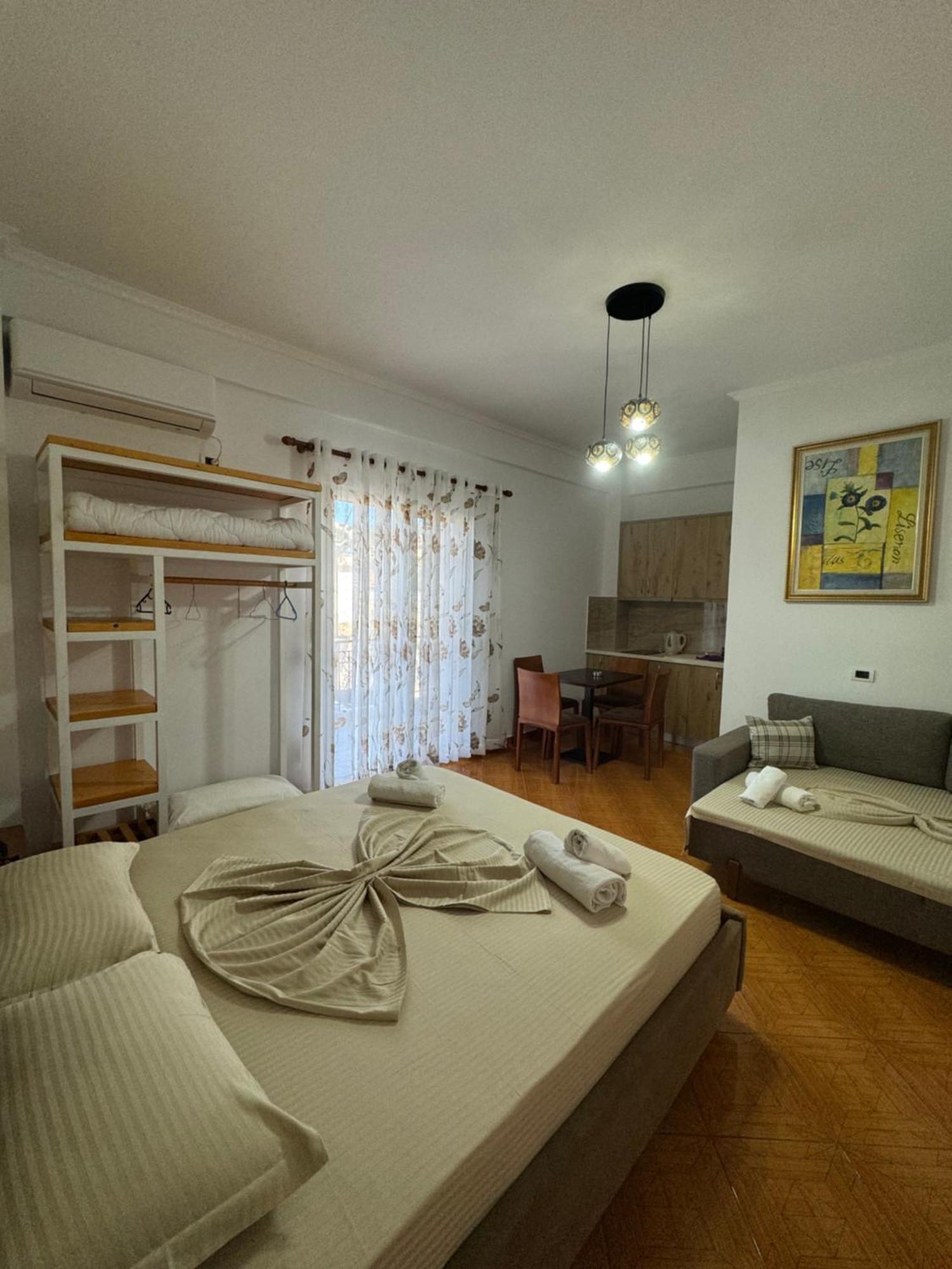 הימארה Hotel Frida מראה חיצוני תמונה